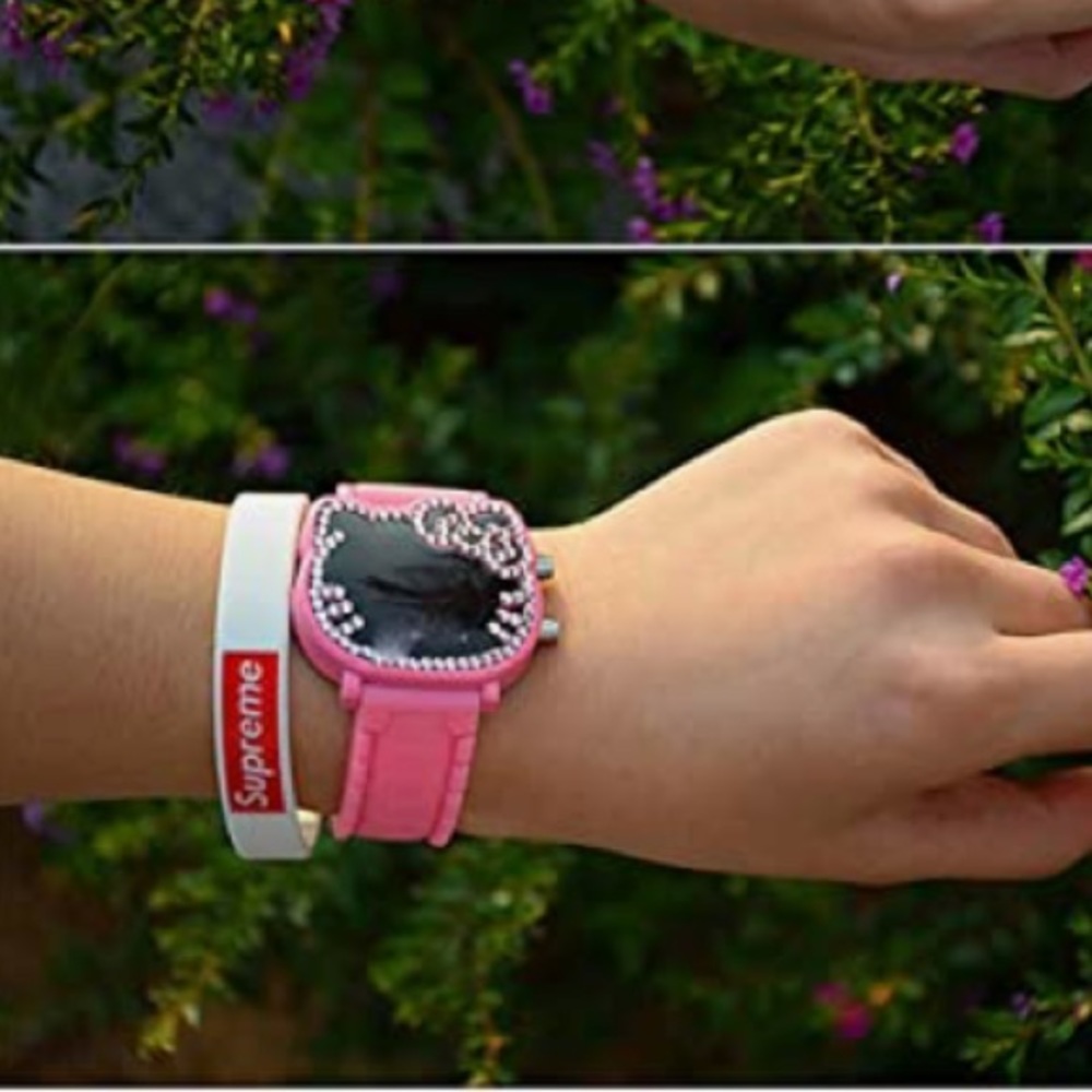 New Hello Kitty watch - Picture 2 of 4